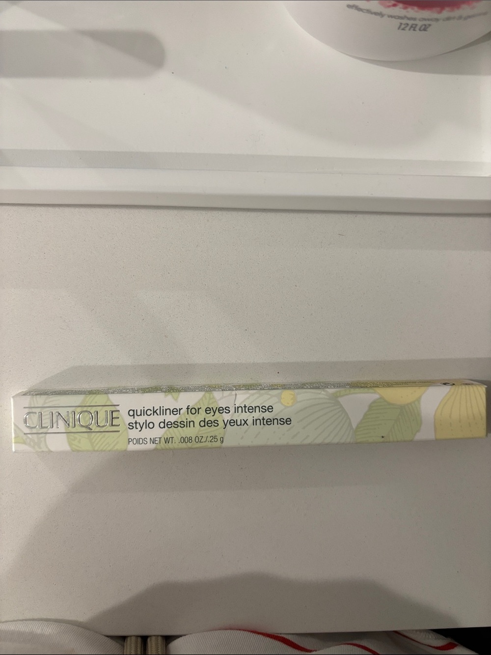NWT Clinique eyeliner. Intense clove